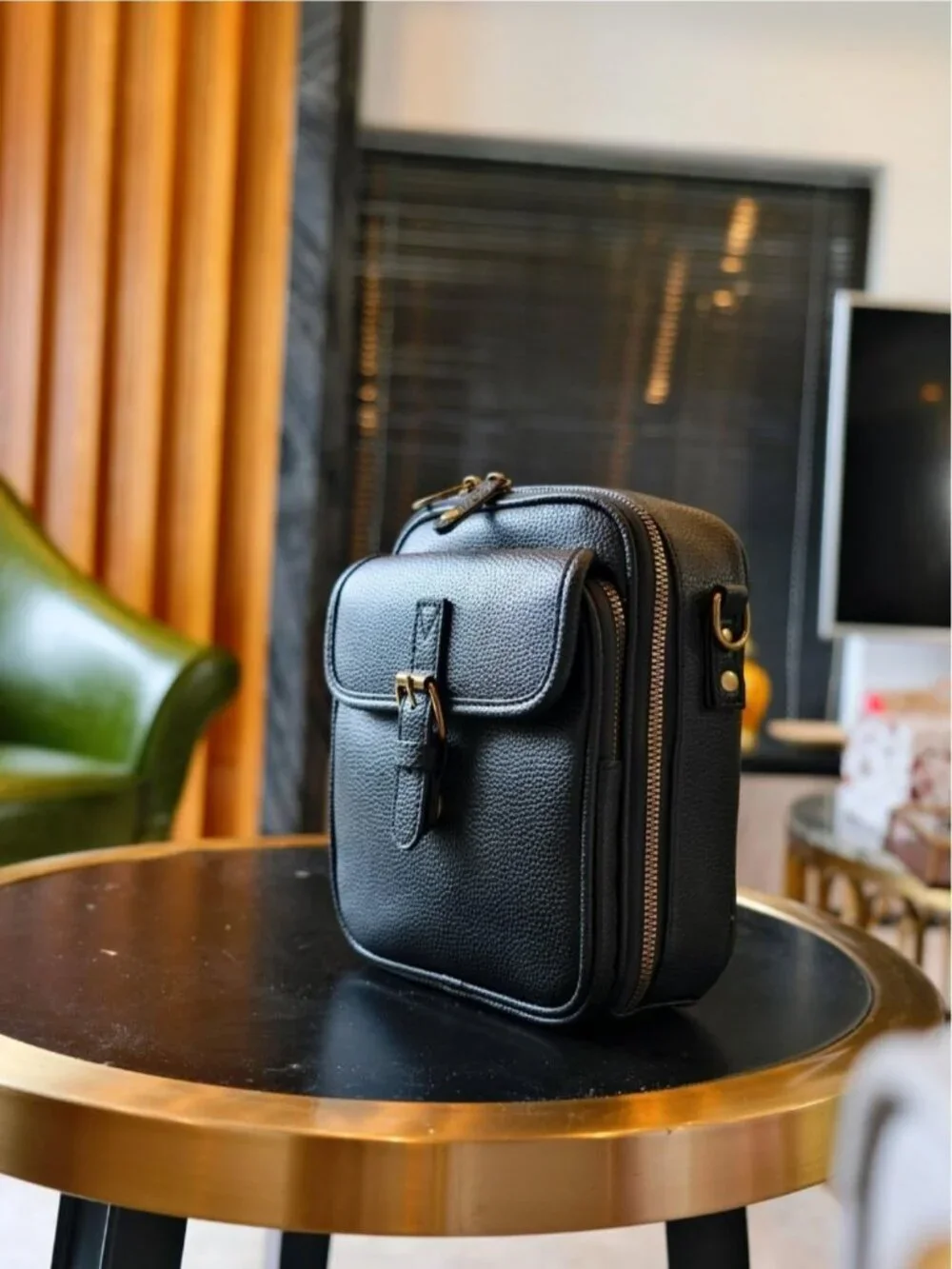 Women's Black Faux Leather Anti-Theft Large Capacity Card Slots Crossbody Bag